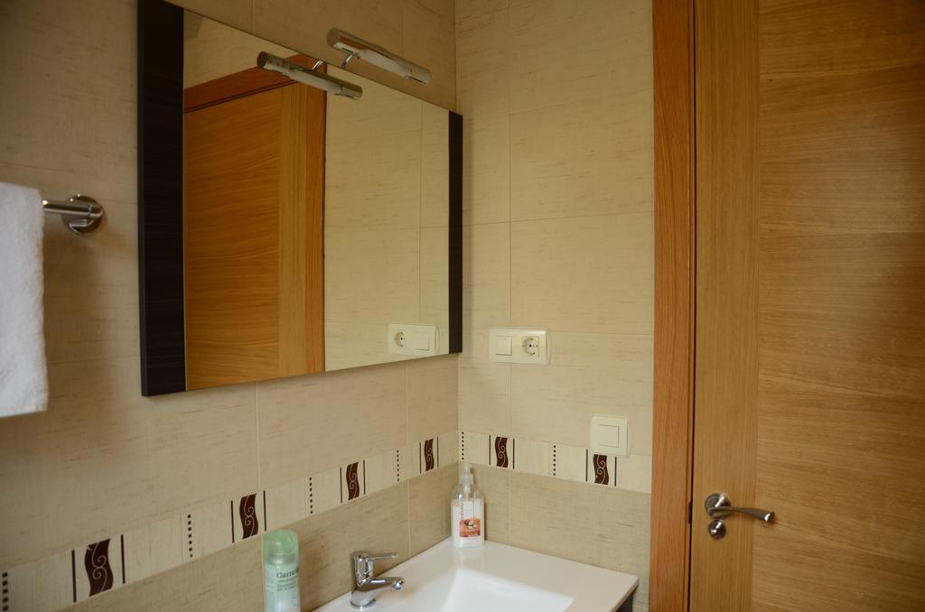 Apartamentos El Rincon De Limes Cangas De Narcea Esterno foto