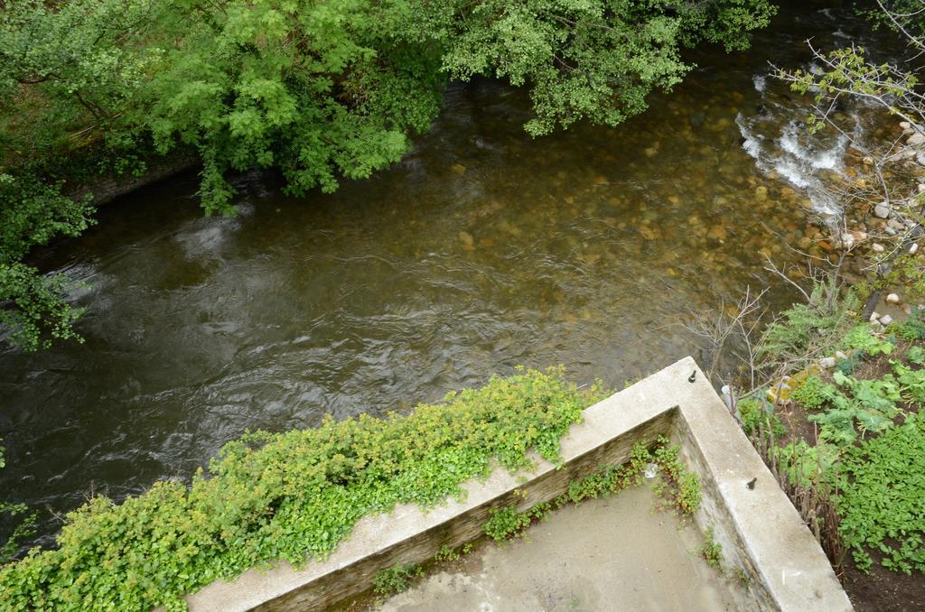 Apartamentos El Rincon De Limes Cangas De Narcea Esterno foto