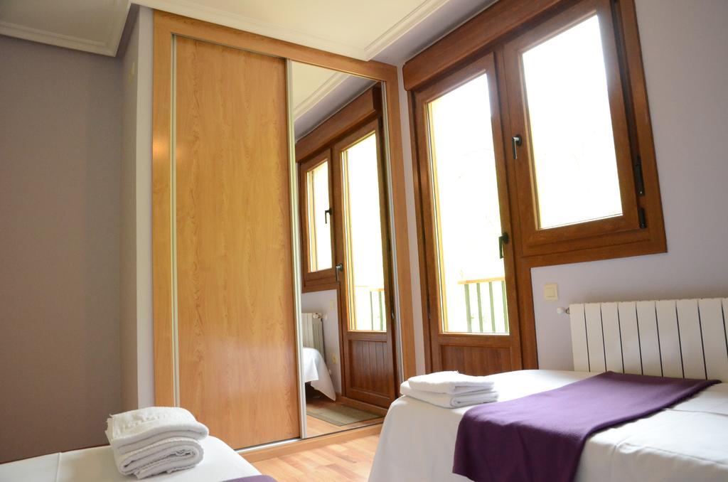 Apartamentos El Rincon De Limes Cangas De Narcea Esterno foto